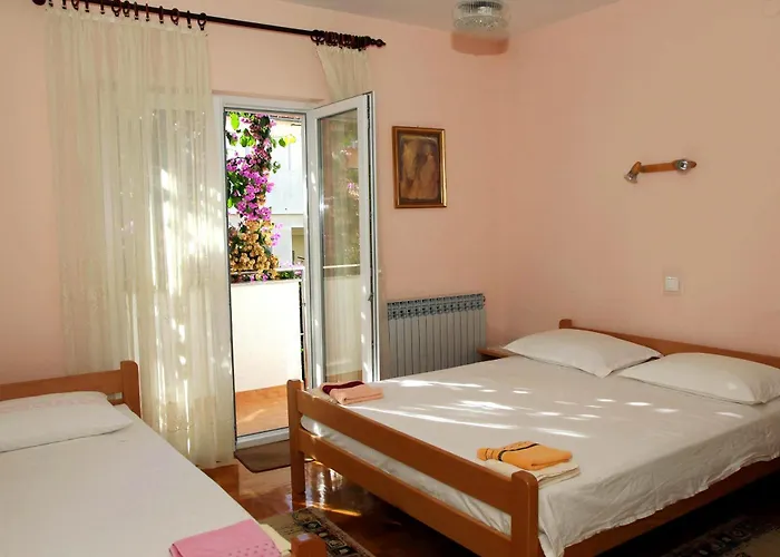 Apartments J&R Babara