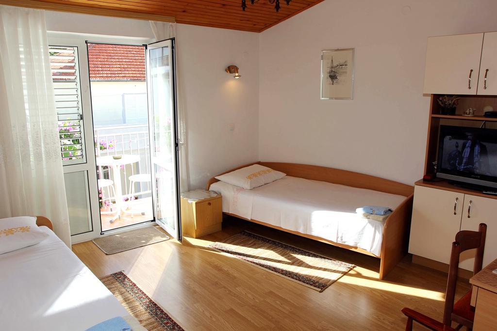 J&r Babara Apartman Biograd Na Moru