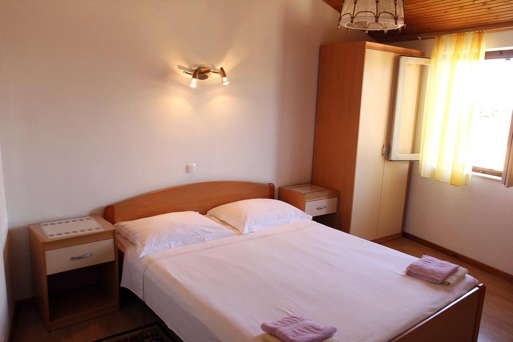 J&r Babara * Biograd Na Moru