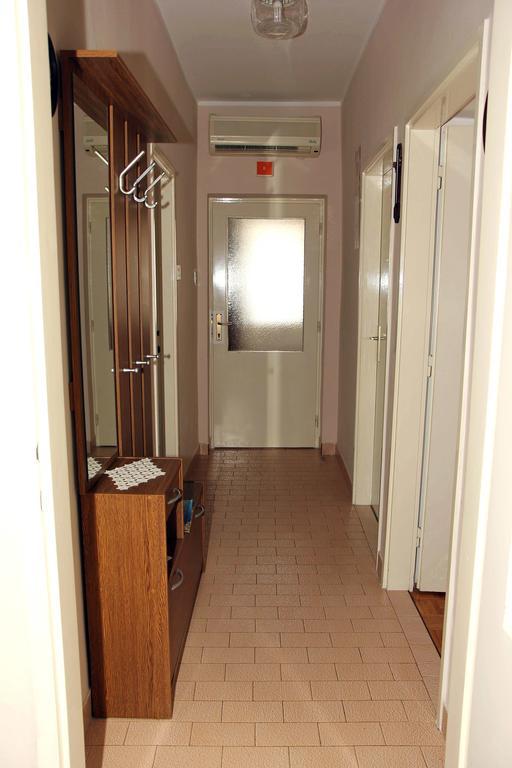 J&r Babara Apartman *