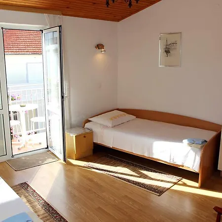 Apartments J&R Babara Weißenburg Zimmer foto