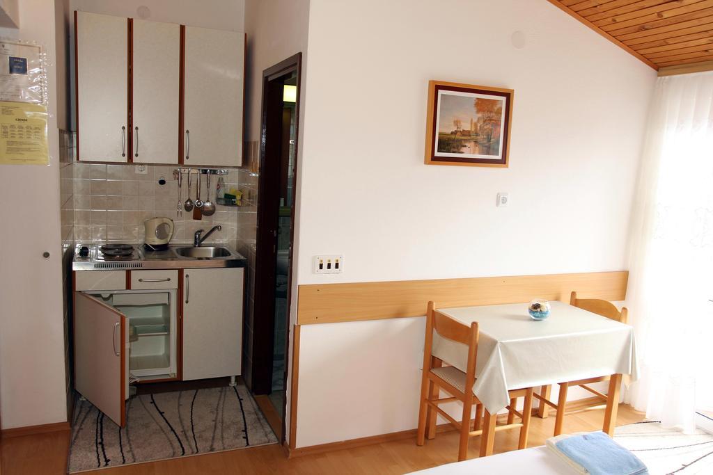 J&r Babara Apartman *